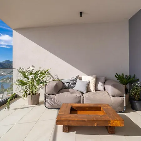 דירה Luxury Seaview Alenka