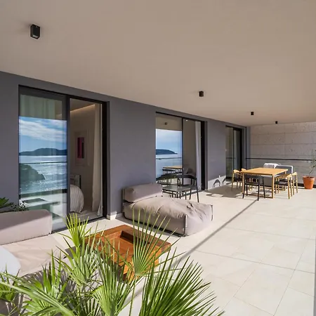 דירה Luxury Seaview Alenka