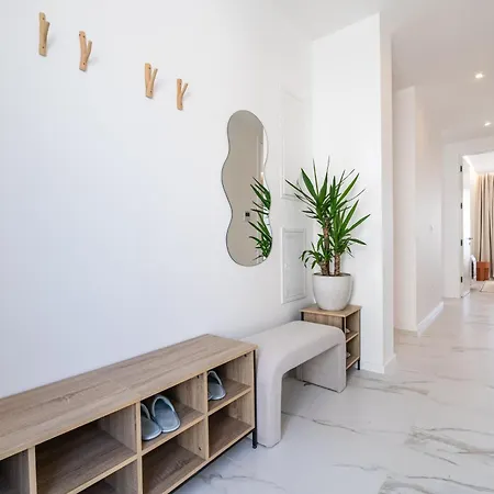 Luxury Seaview Alenka זאטון