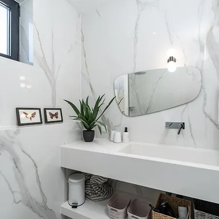 דירה Luxury Seaview Alenka זאטון