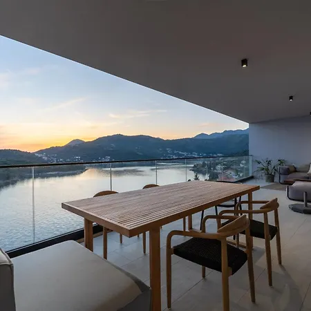 Luxury Seaview Alenka