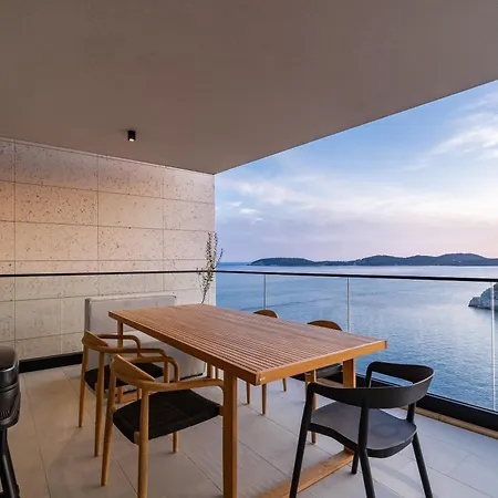 Luxury Seaview Alenka *