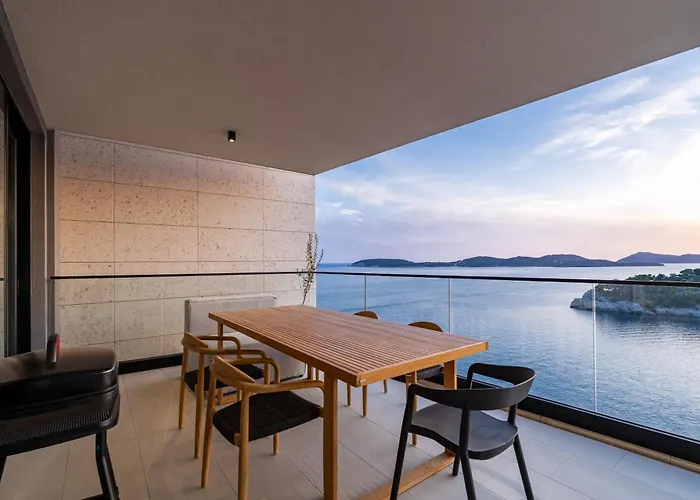 Luxury Seaview Alenka *